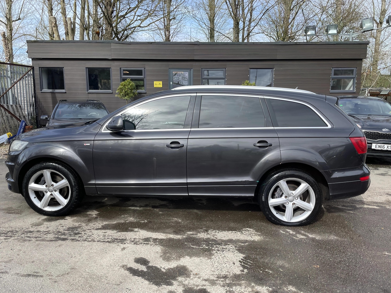 Used Audi Q7 2011 for sale - 77888780: Photo 3