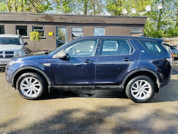 Used Land Rover Discovery Sport 2017 for sale - 78797386: Photo