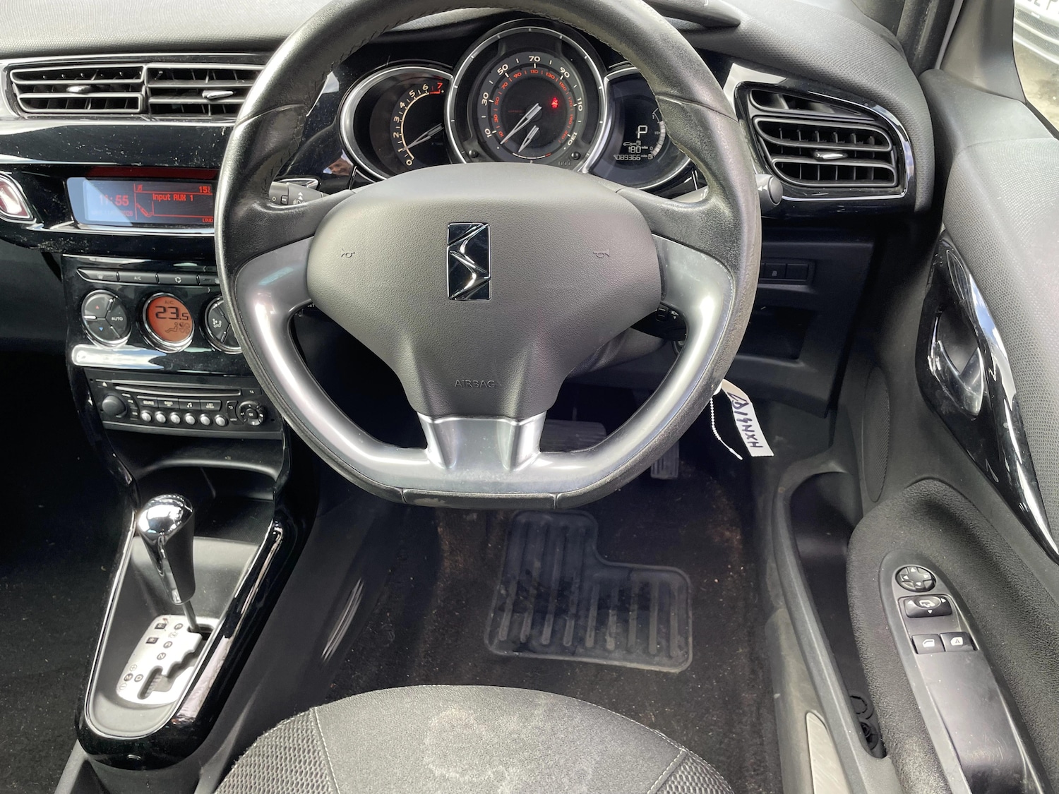 Used Citroen DS3 2014 for sale - 77838412: Photo 10