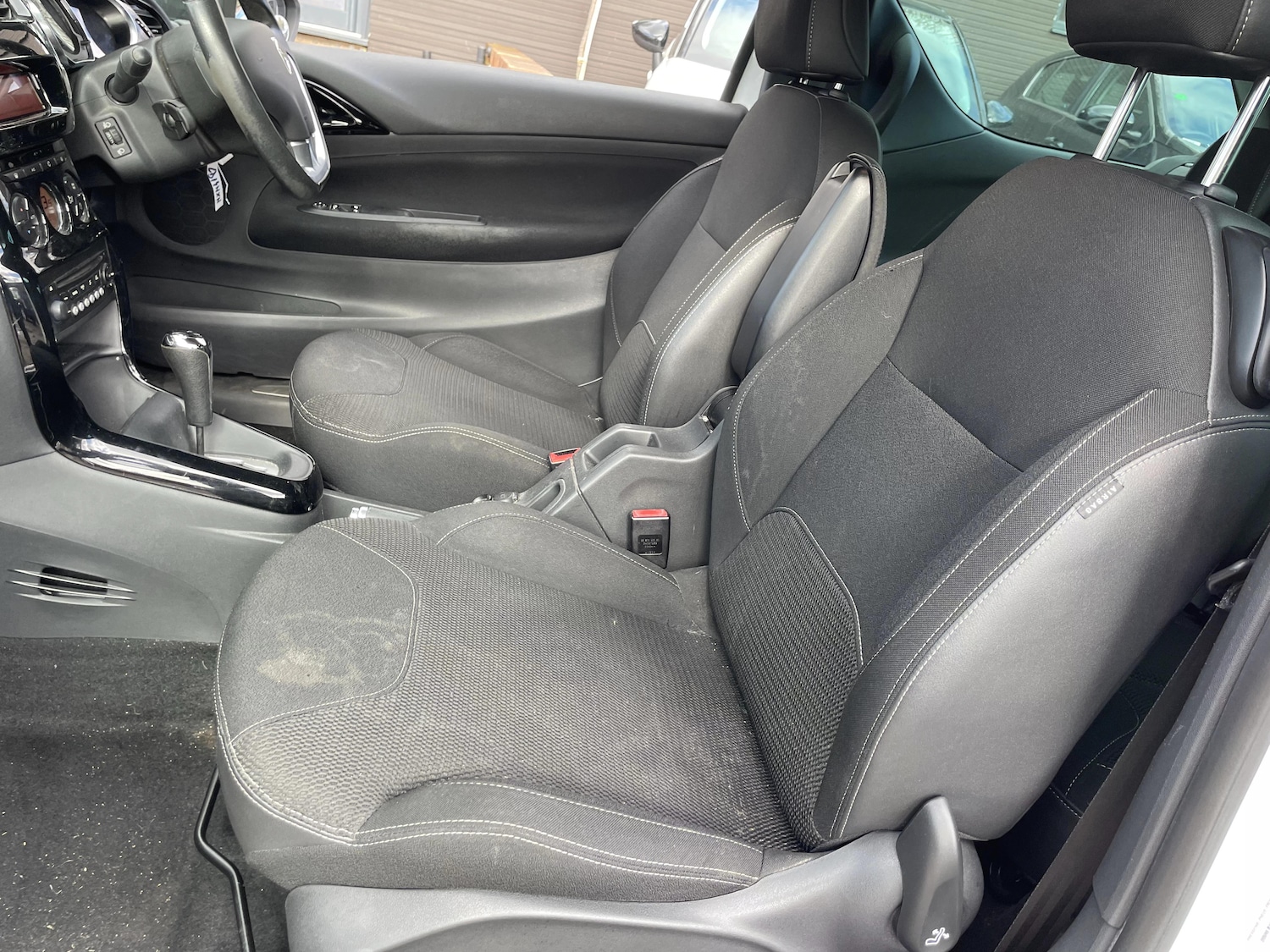 Used Citroen DS3 2014 for sale - 77838412: Photo 11