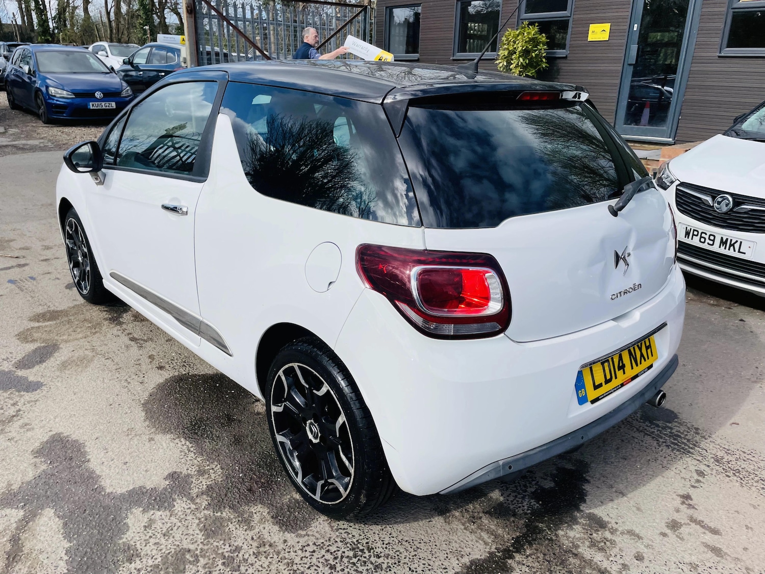 Used Citroen DS3 2014 for sale - 77838412: Photo 9