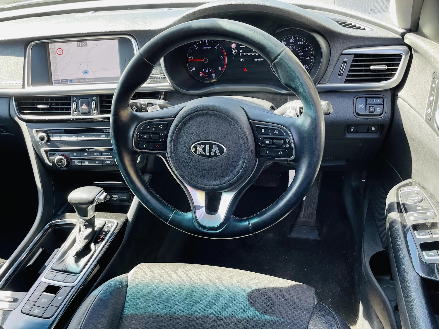 Used Kia Optima 2017 for sale - 78146091: Photo 15