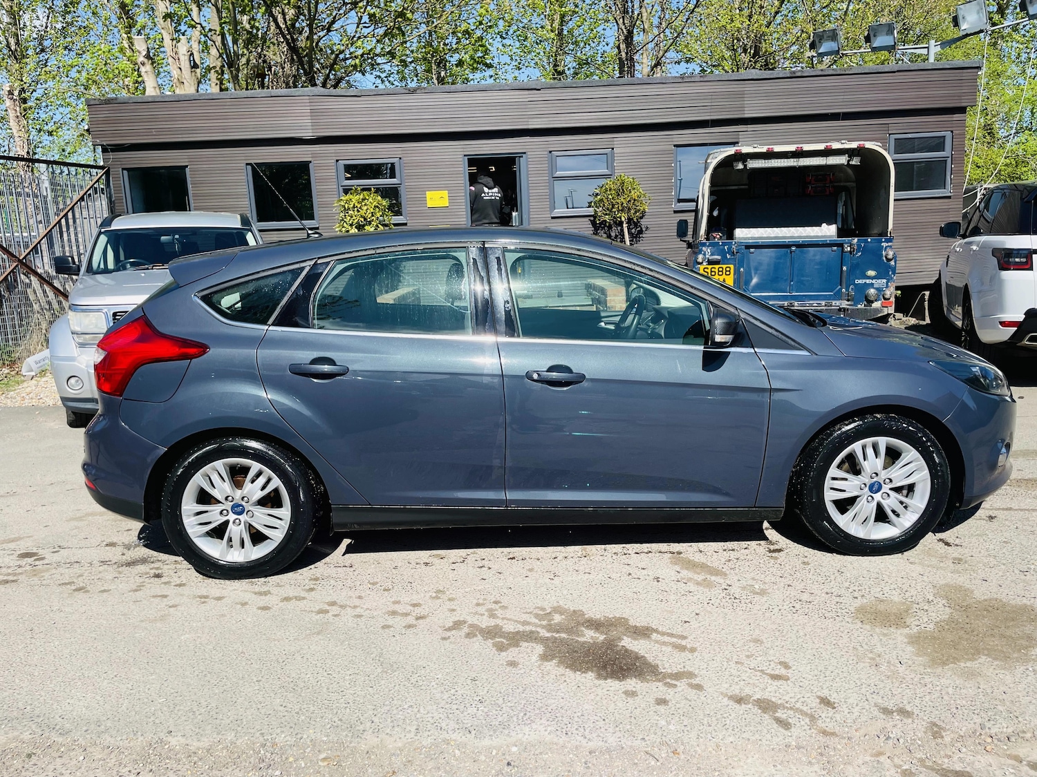 Used Ford Focus 2014 for sale - 78146093: Photo 2