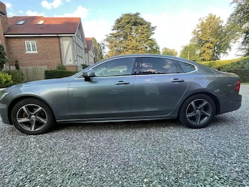 Used Volvo S90 2019 for sale - 79418257: Photo