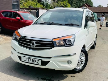 Used Ssangyong Turismo 2017 for sale - 79296907: Photo