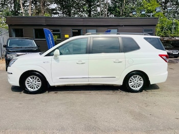 Used Ssangyong Turismo 2017 for sale - 79296907: Photo