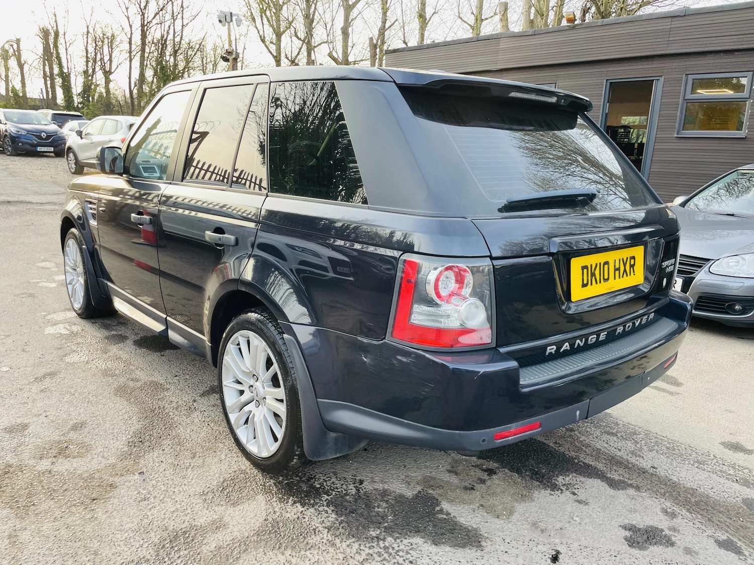 Used Land Rover Range Rover Sport 2010 for sale - 77969540: Photo 4