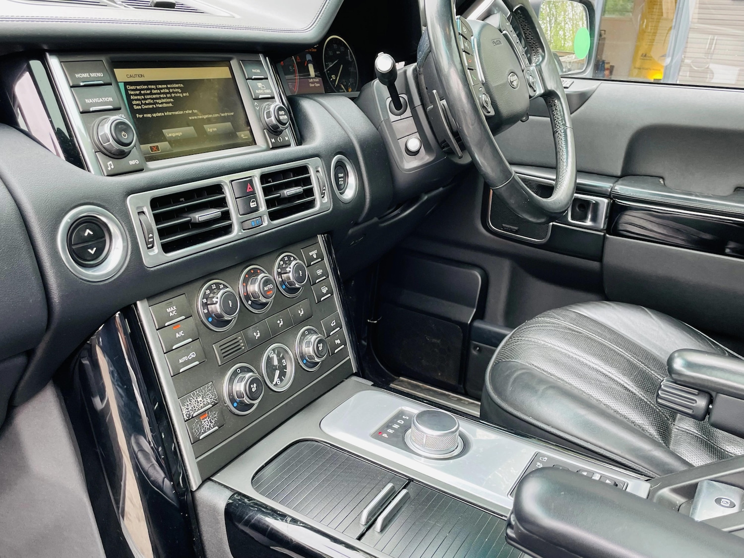 Used Land Rover Range Rover 2011 for sale - 78185822: Photo 11