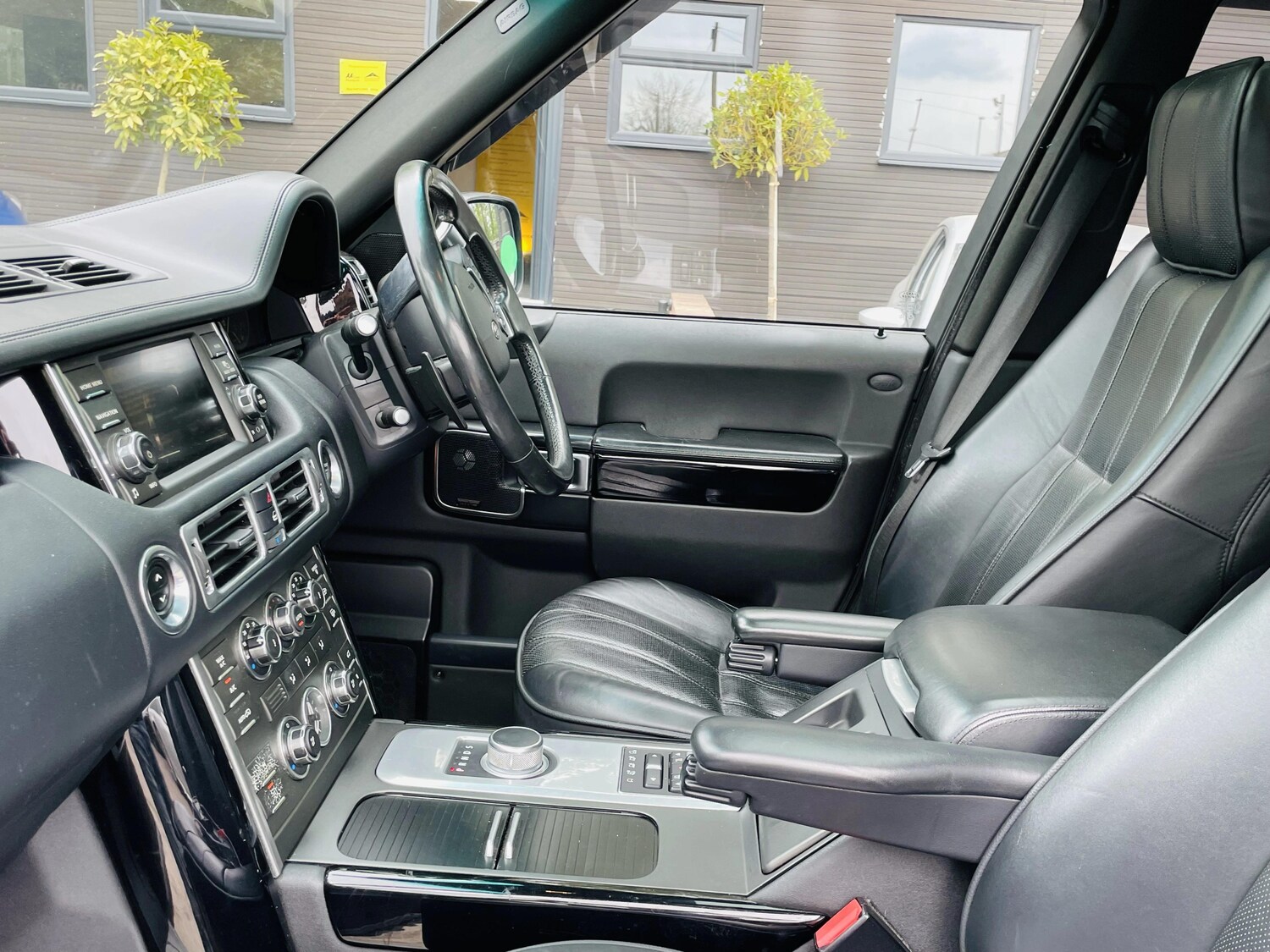 Used Land Rover Range Rover 2011 for sale - 78185822: Photo 13