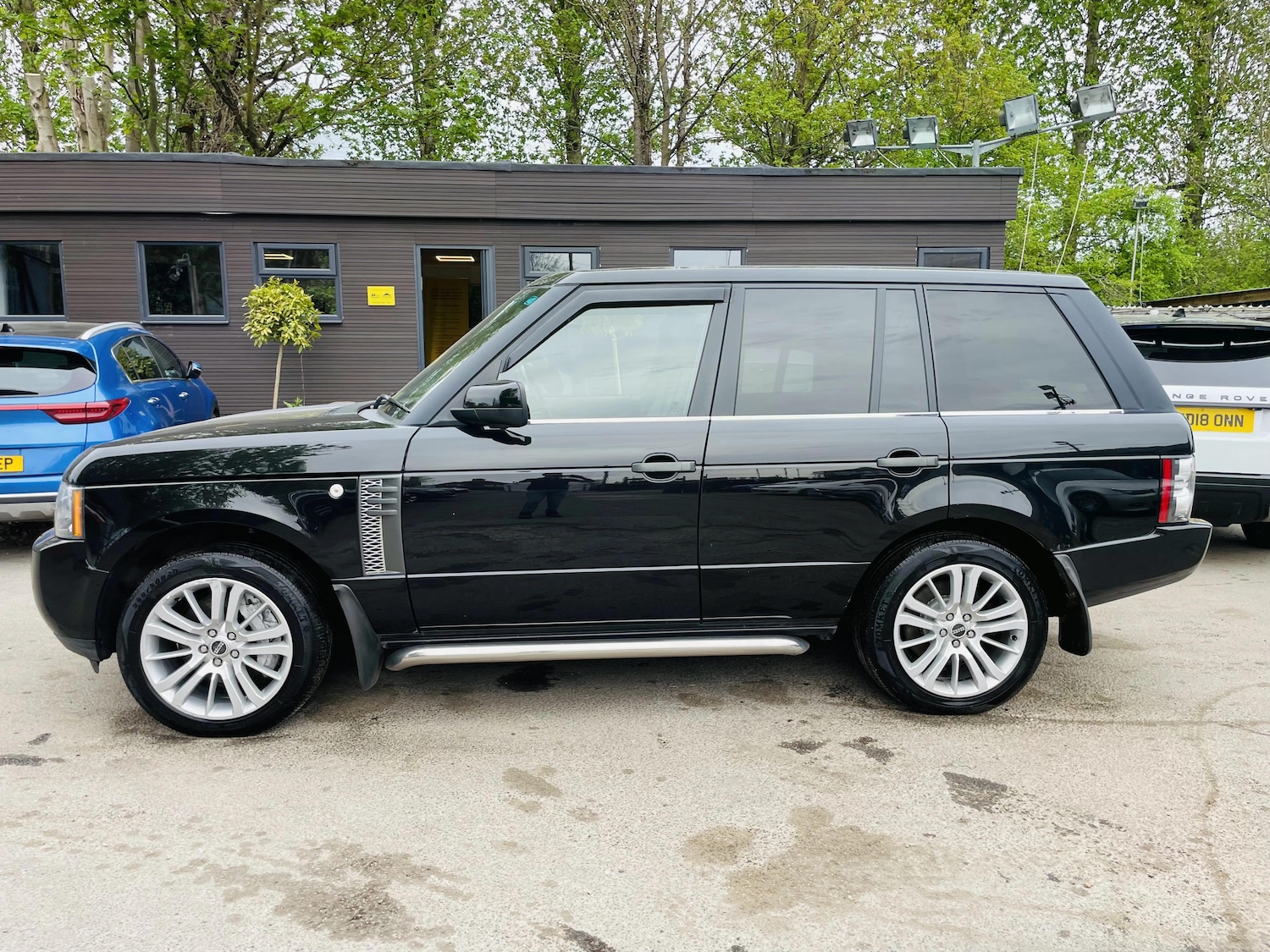 Used Land Rover Range Rover 2011 for sale - 78185822: Photo 4