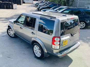 Used Land Rover Discovery 2010 for sale - 79588988: Photo