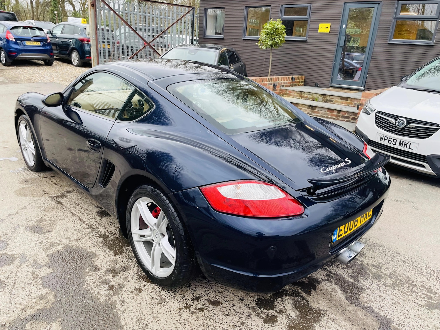 Used Porsche Cayman 2006 for sale - 77908391: Photo 9