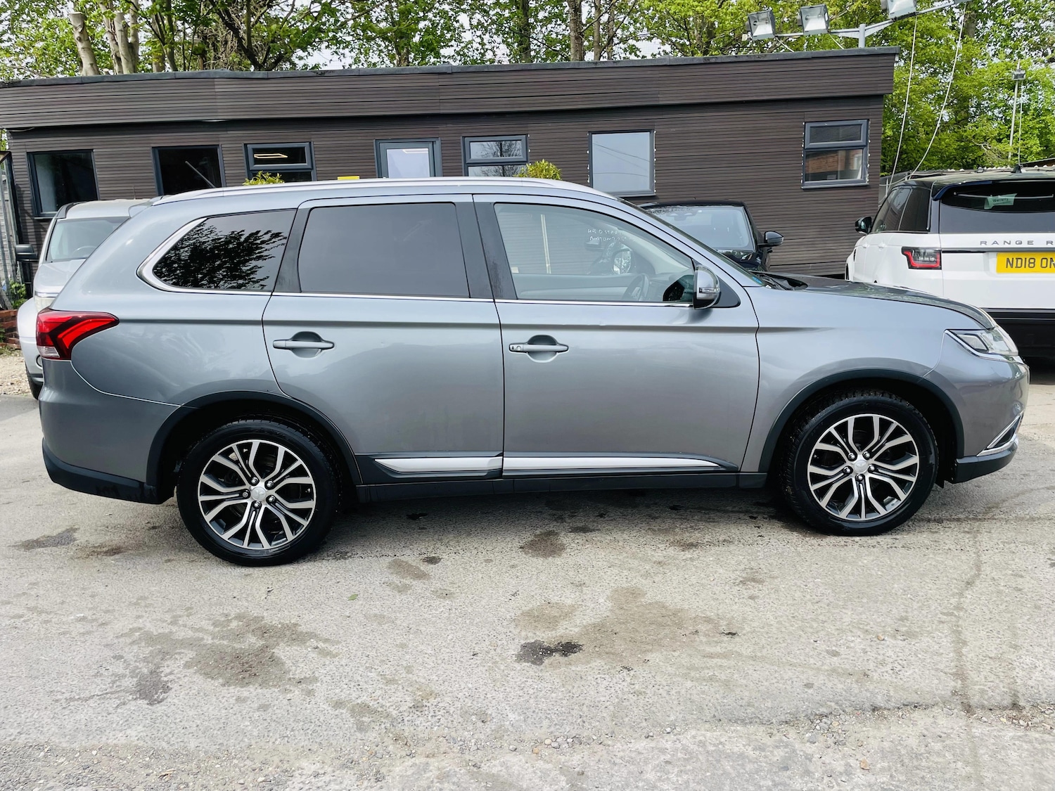 Used Mitsubishi Outlander 2015 for sale - 78205534: Photo 2