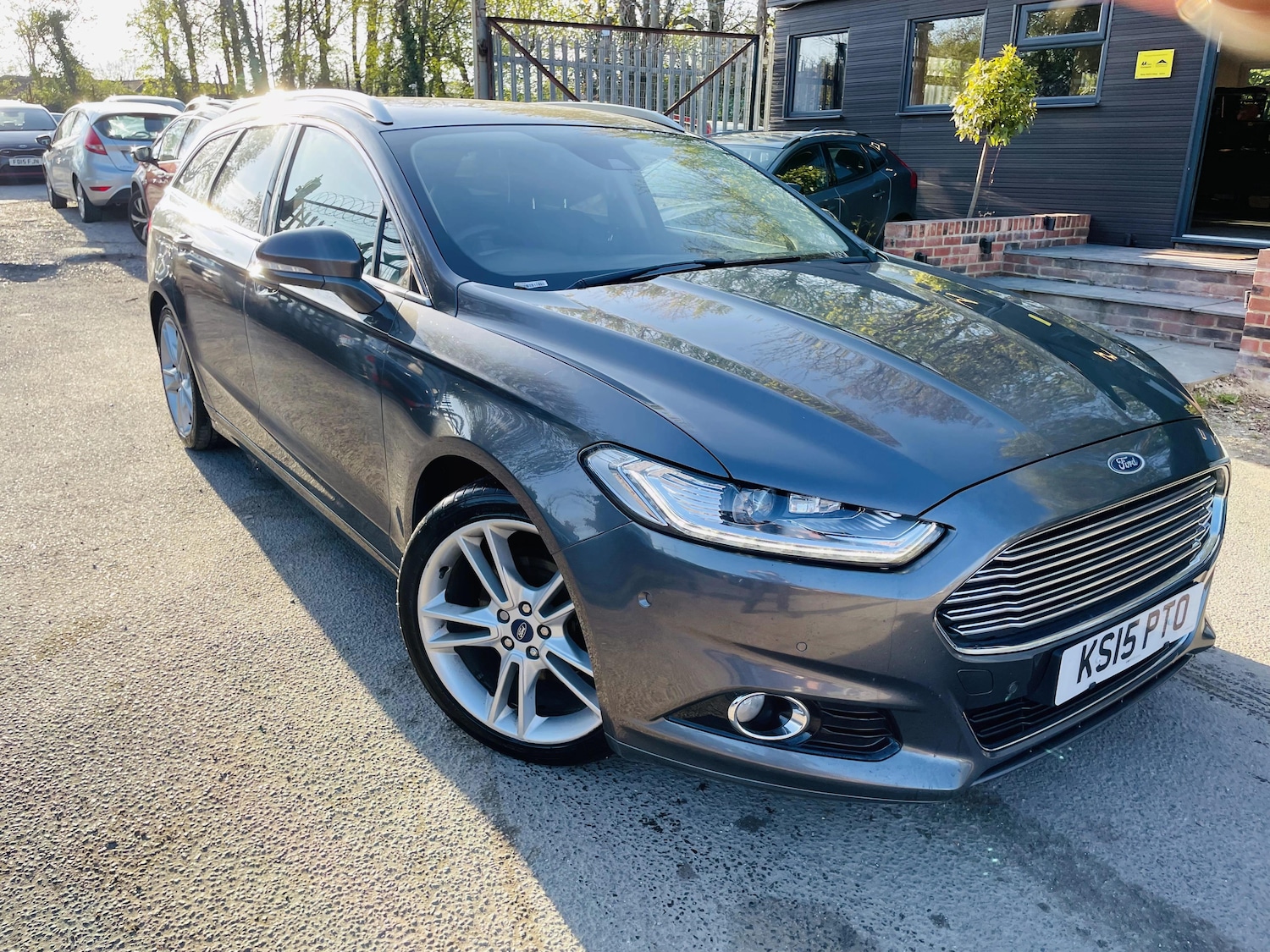 Used Ford Mondeo 2015 for sale - 78125360: Photo 16