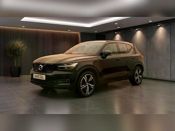Used Volvo XC40 2018 for sale - 79439468: Photo