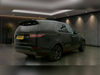 Used Land Rover Discovery 2018 for sale - 79163170: Photo