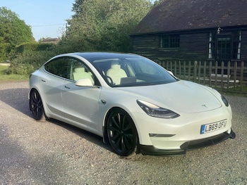 Used Tesla Model 3 2019 for sale - 78683436: Photo