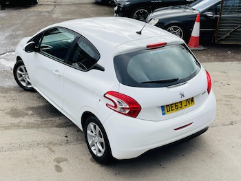 Peugeot 208 feature image