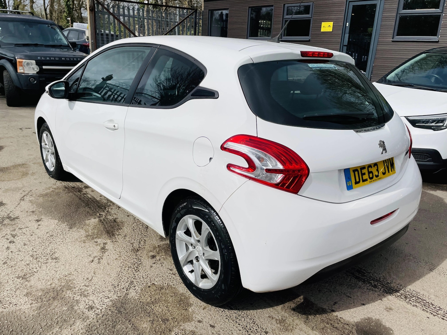 Used Peugeot 208 2013 for sale - 77908390: Photo 6