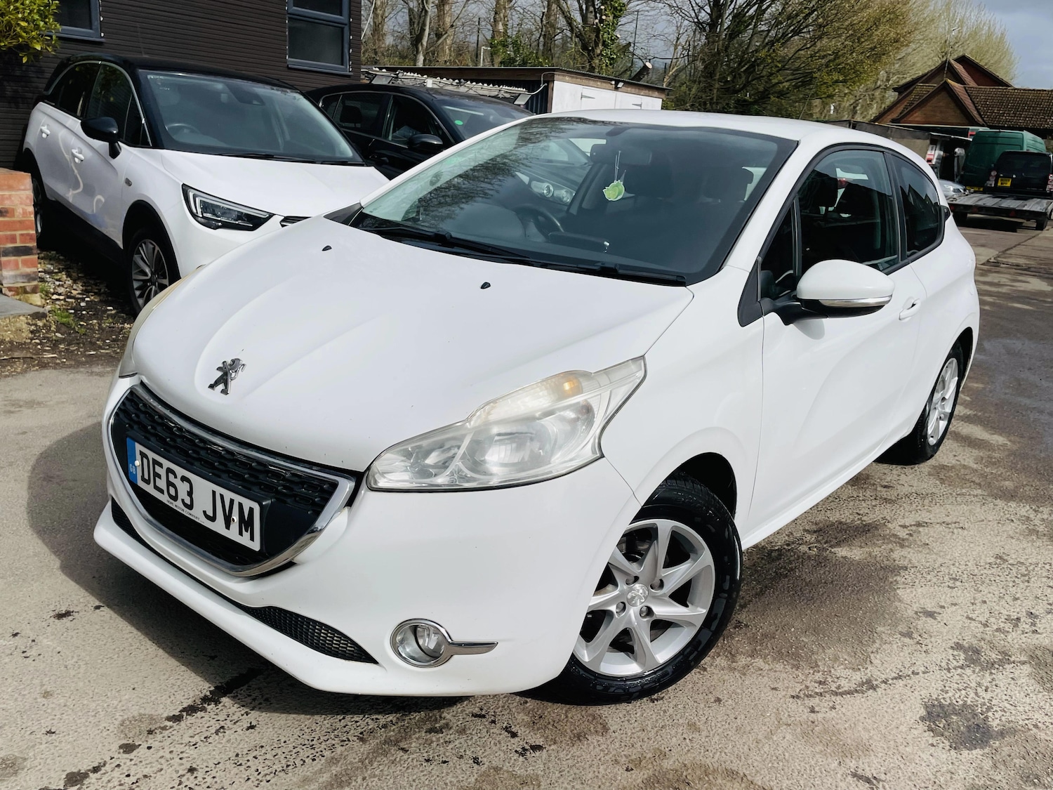 Used Peugeot 208 2013 for sale - 77908390: Photo 9