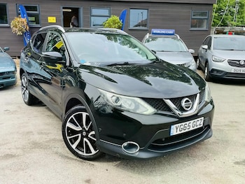 Used Nissan Qashqai 2015 for sale - 78947612: Photo