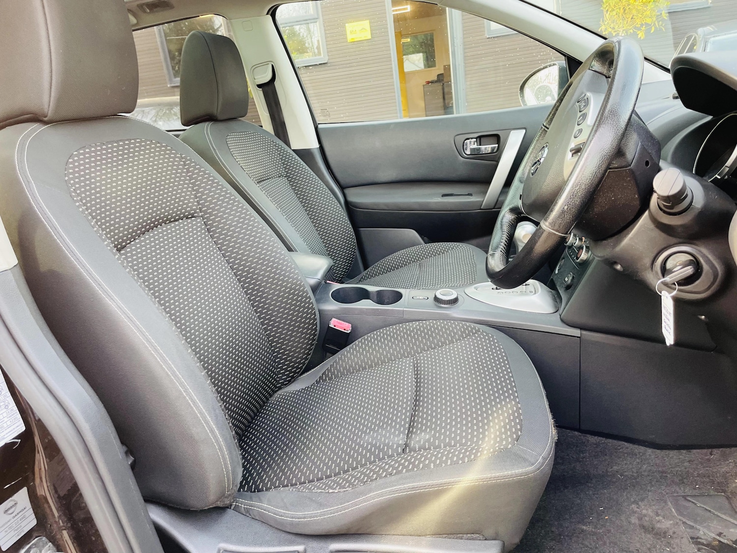 Used Nissan Qashqai 2009 for sale - 77969542: Photo 9