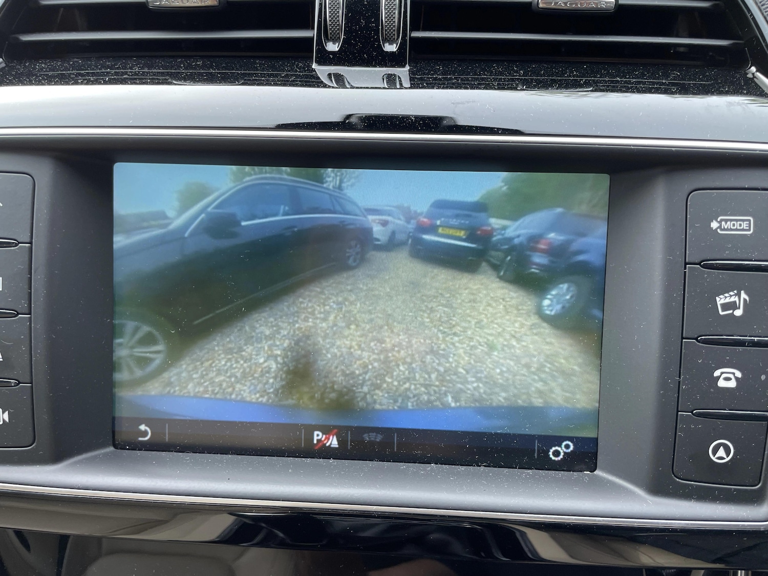 Used Jaguar XE 2015 for sale - 78205540: Photo 15