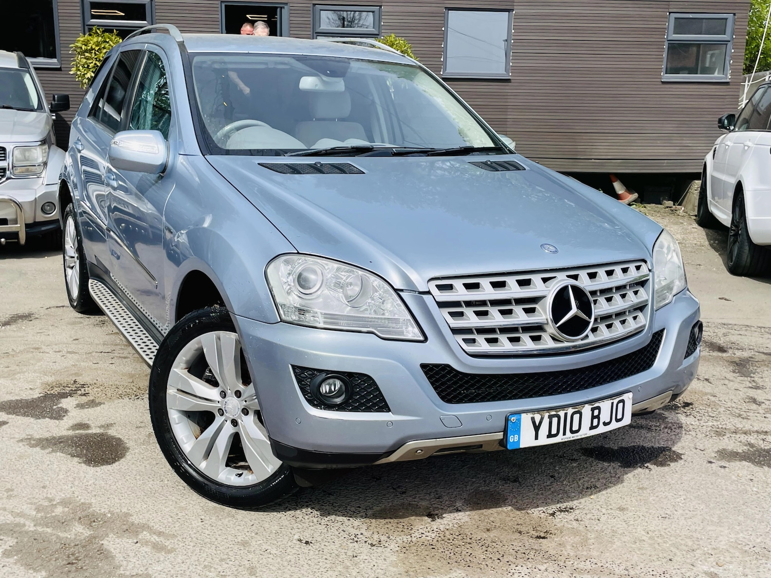 Used Mercedes-Benz M Class 2010 for sale - 78202168: Photo 4