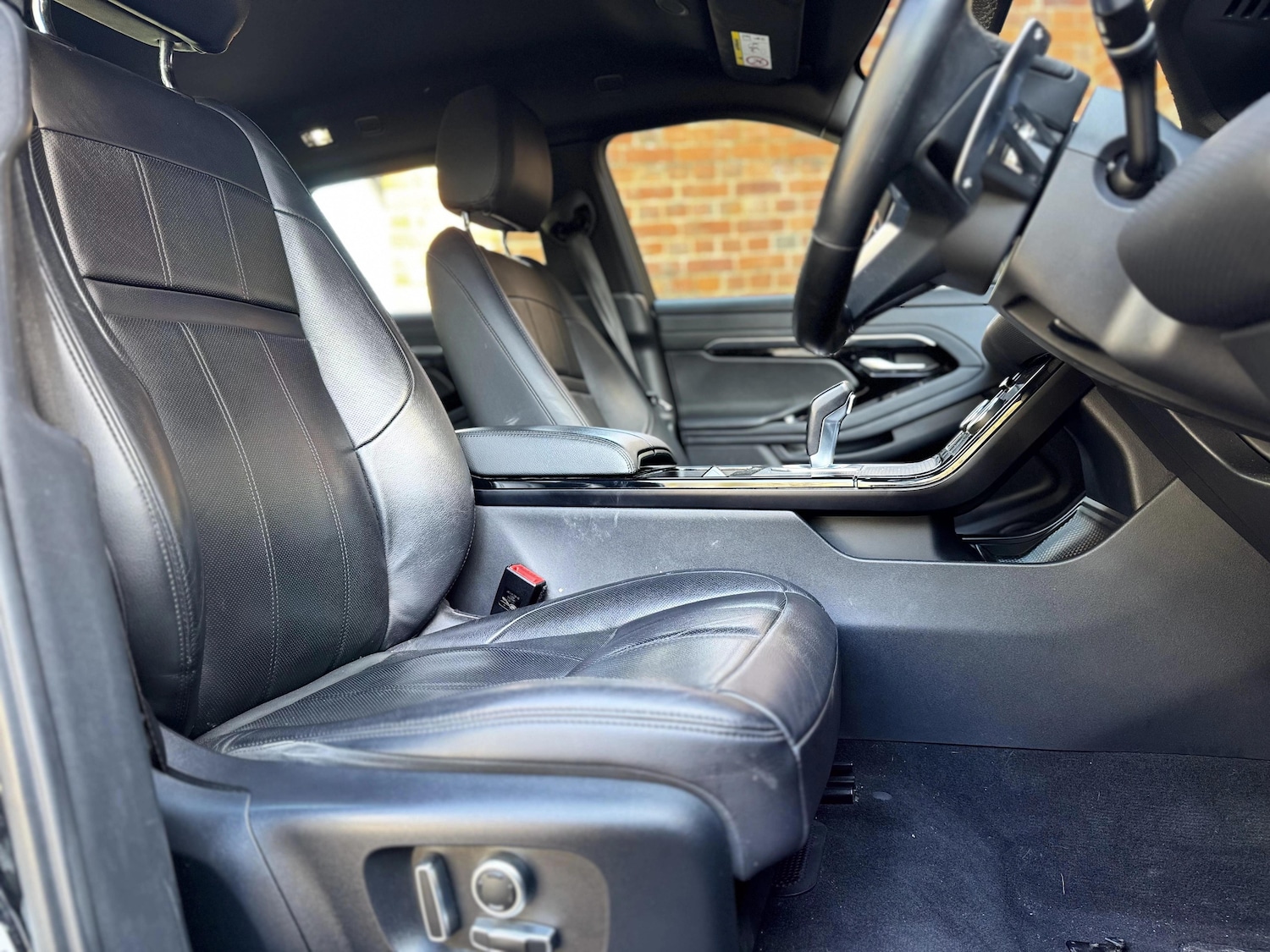 Used Land Rover Range Rover Evoque 2022 for sale - 78039510: Photo 10