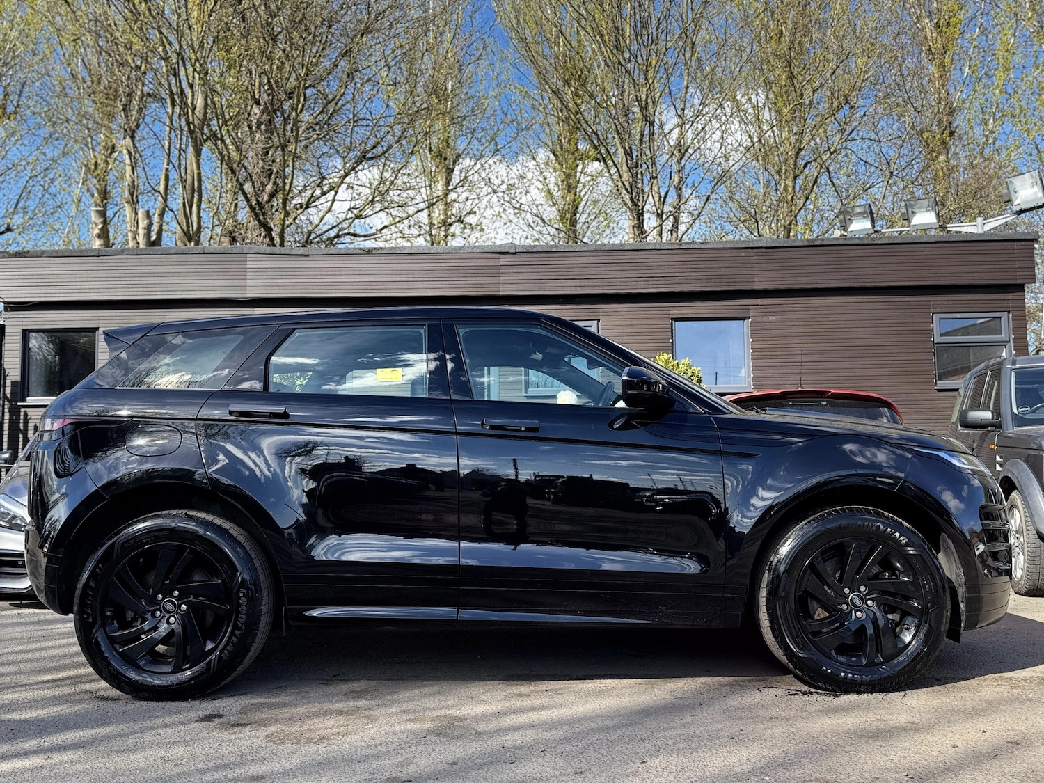 Used Land Rover Range Rover Evoque 2022 for sale - 78039510: Photo 2