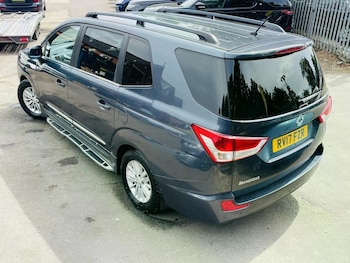 Used Ssangyong Turismo 2017 for sale - 78945152: Photo