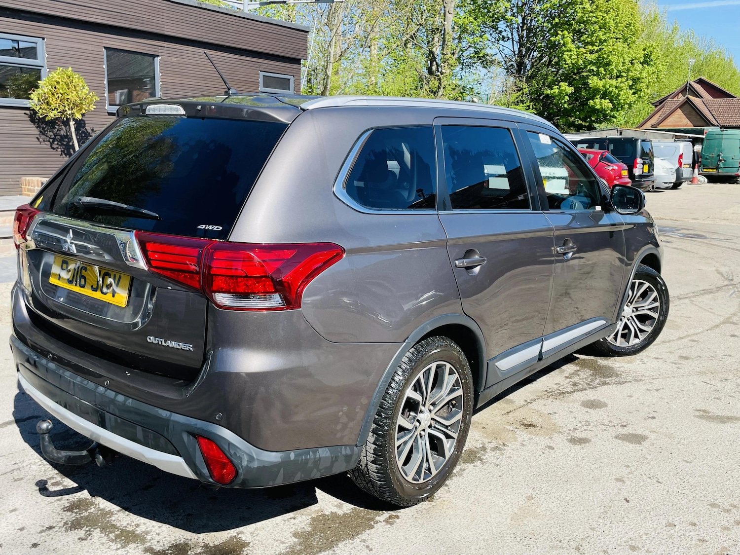 Used Mitsubishi Outlander 2016 for sale - 78146095: Photo 2