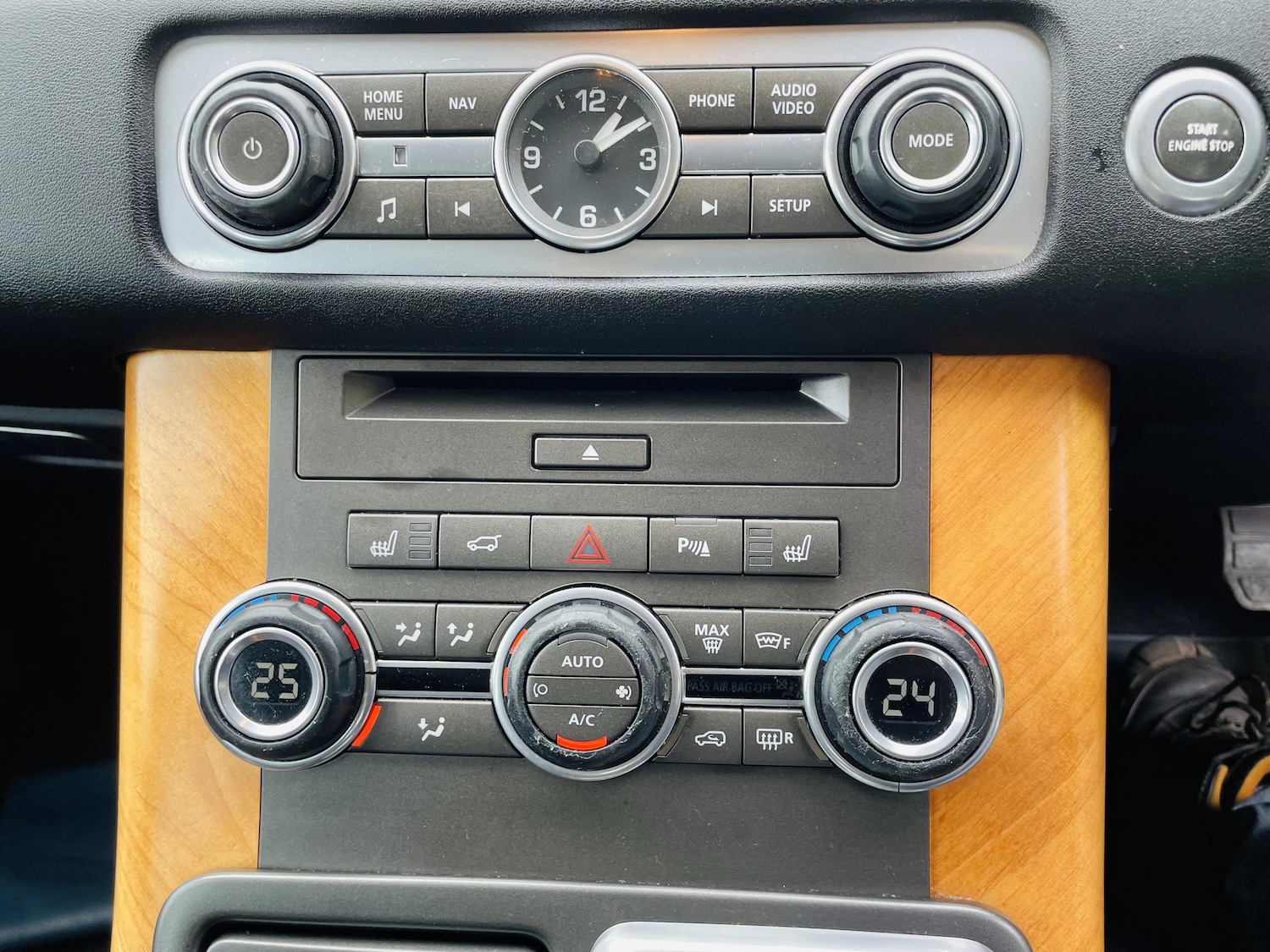 Used Land Rover Range Rover Sport 2012 for sale - 78185821: Photo 16