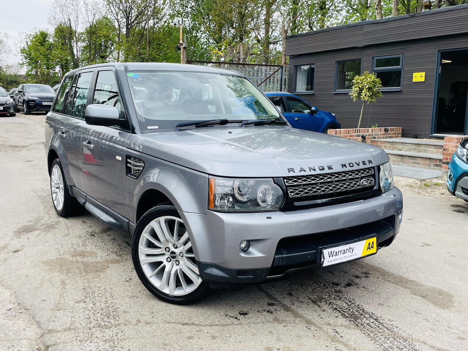 Used Land Rover Range Rover Sport 2012 for sale - 78185821: Photo 2