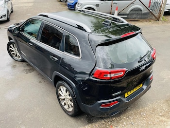 Used Jeep Cherokee 2016 for sale - 78261500: Photo