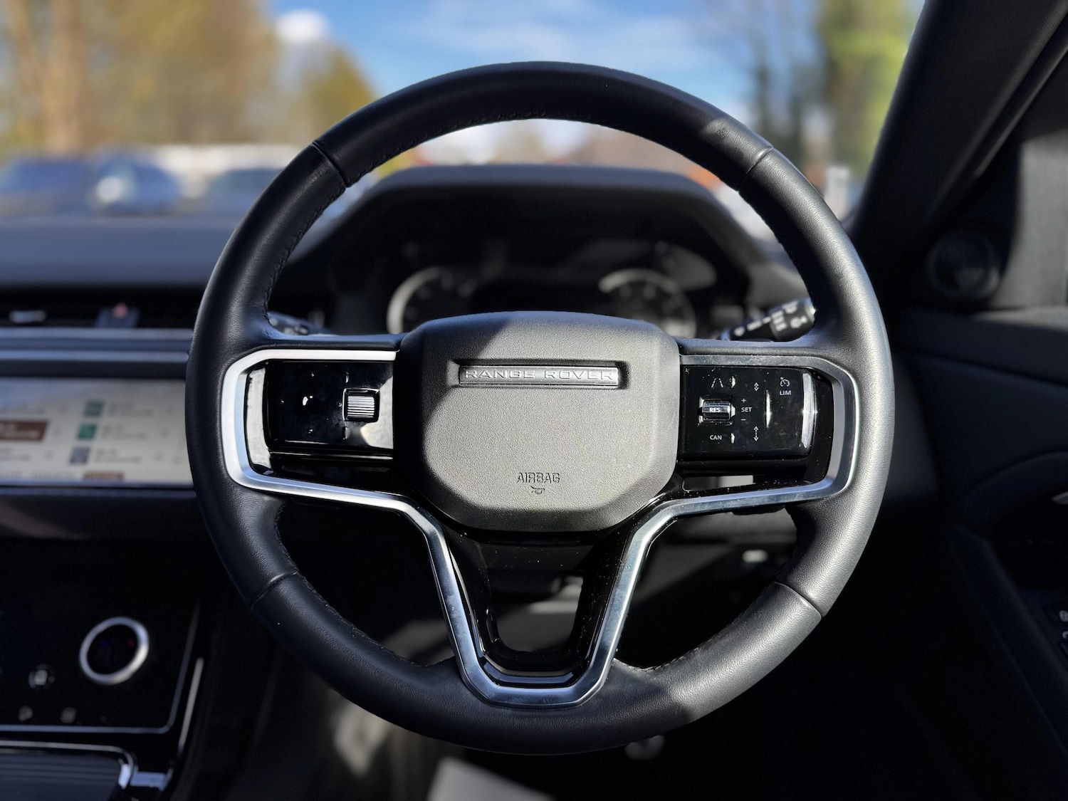 Used Land Rover Range Rover Evoque 2023 for sale - 78033582: Photo 16