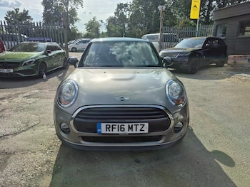 Used MINI Hatch 2016 for sale - 79315082: Photo