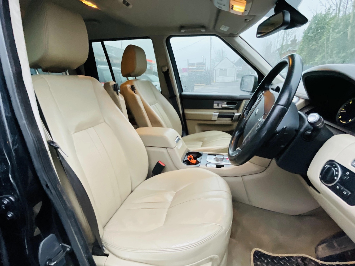 Used Land Rover Discovery 4 2012 for sale - 77852699: Photo 10