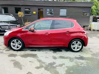 Used Peugeot 208 2012 for sale - 78804273: Photo