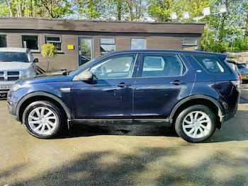 Used Land Rover Discovery Sport 2017 for sale - 79691685: Photo