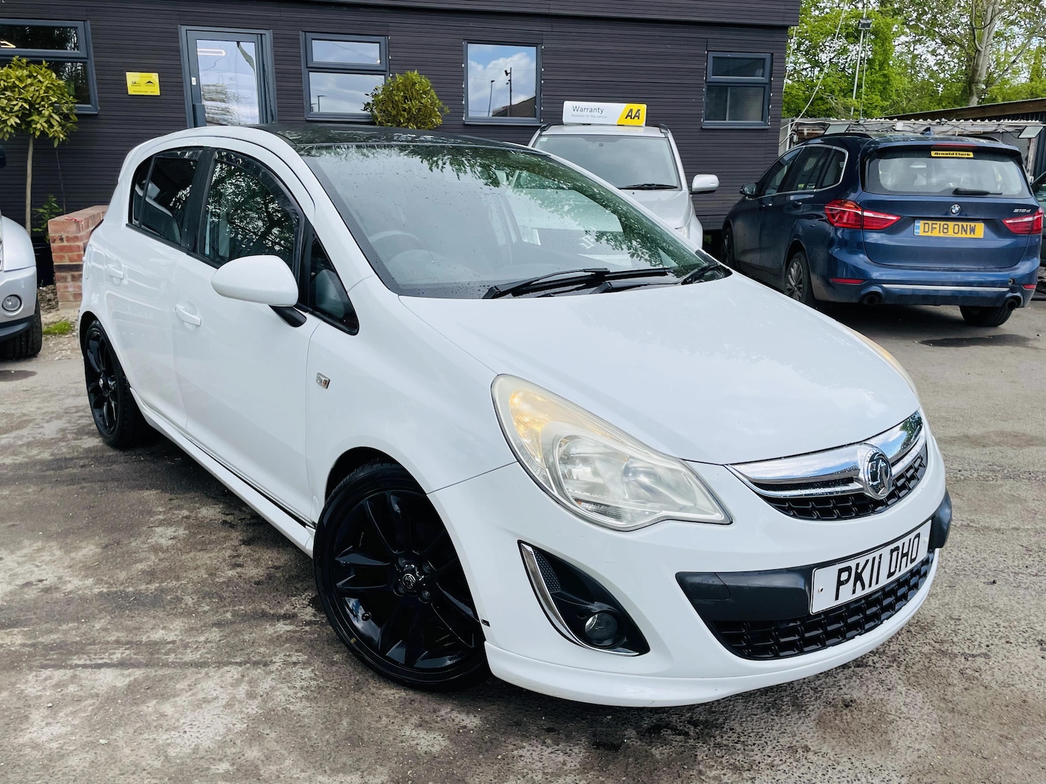 Used Vauxhall Corsa 2011 for sale - 78213735: Photo 5