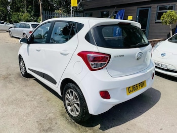 Used Hyundai i10 2015 for sale - 79105169: Photo