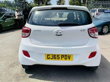 Used Hyundai i10 2015 for sale - 79105169: Photo