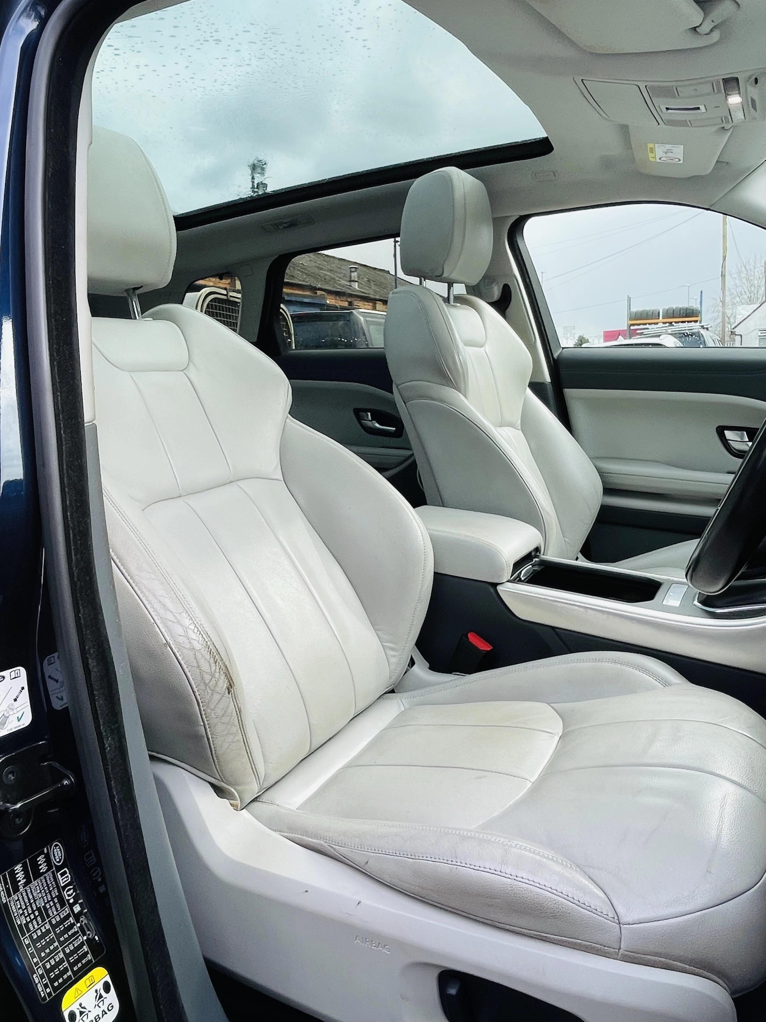 Used Land Rover Range Rover Evoque 2015 for sale - 77888788: Photo 9