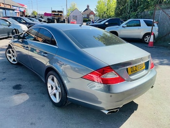 Used Mercedes-Benz CLS 2010 for sale - 78383476: Photo