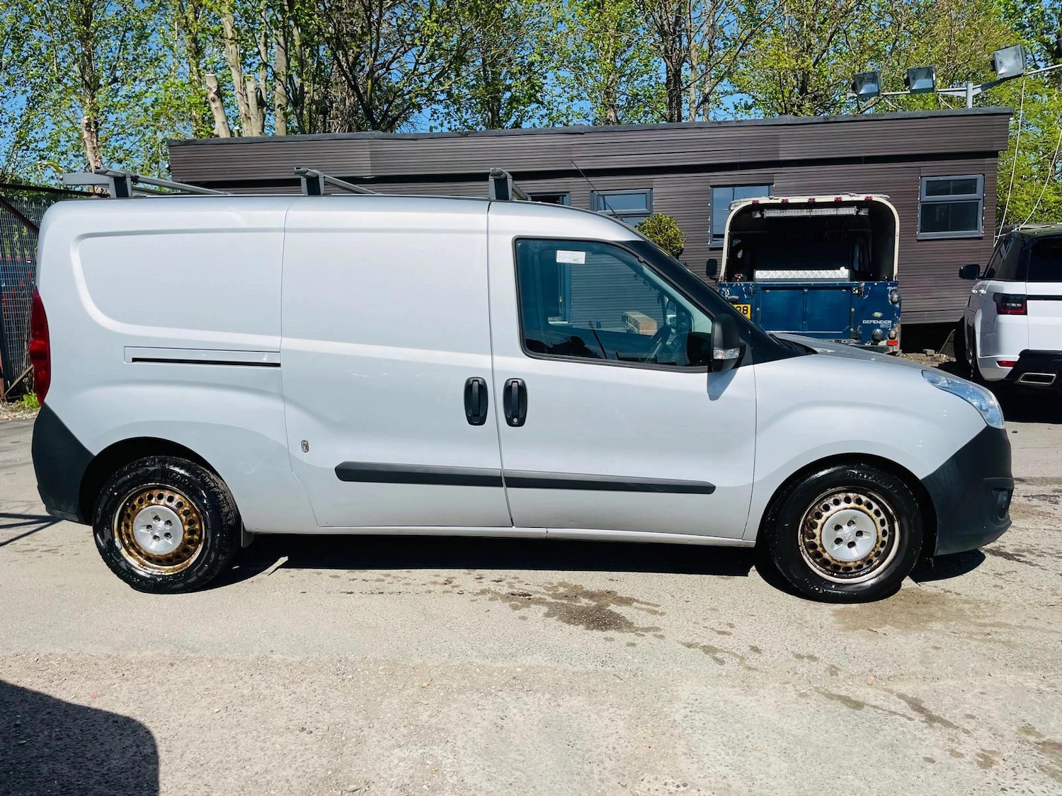 Used Vauxhall Combo 2018 for sale - 78146097: Photo 1
