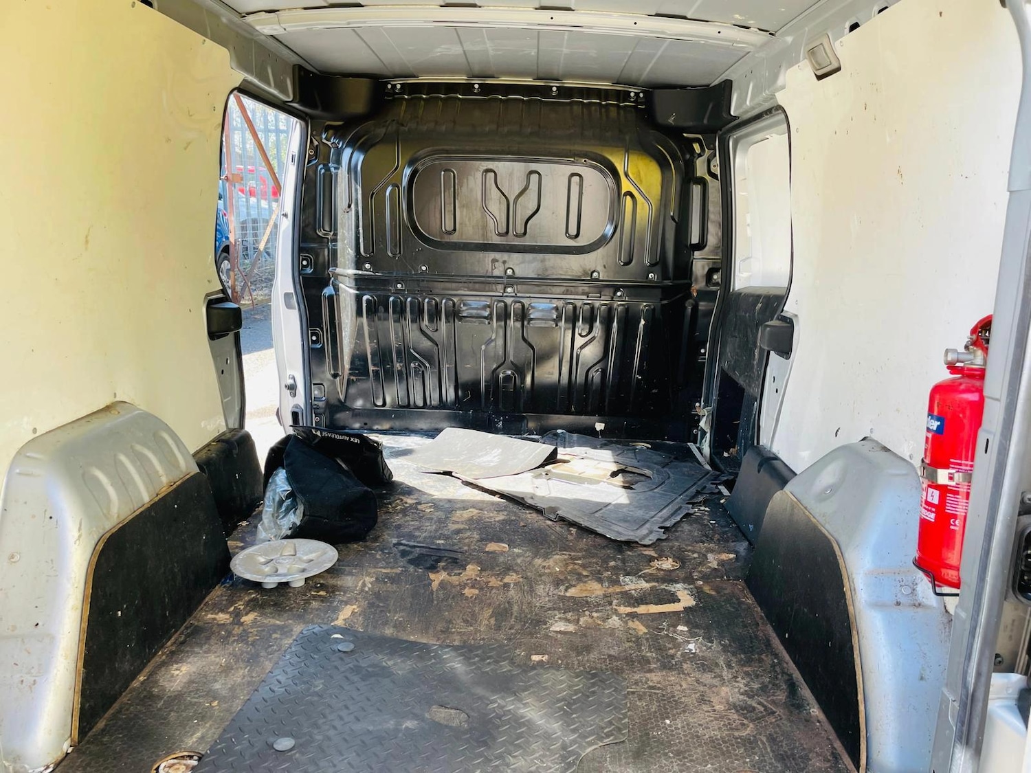 Used Vauxhall Combo 2018 for sale - 78146097: Photo 9