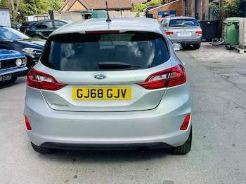 Used Ford Fiesta 2018 for sale - 79588986: Photo