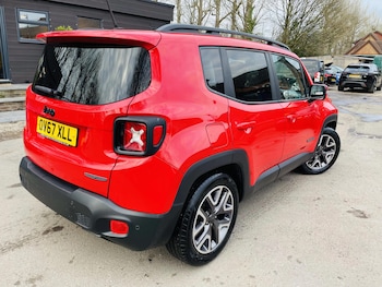 Used Jeep Renegade 2018 for sale - 77743499: Photo