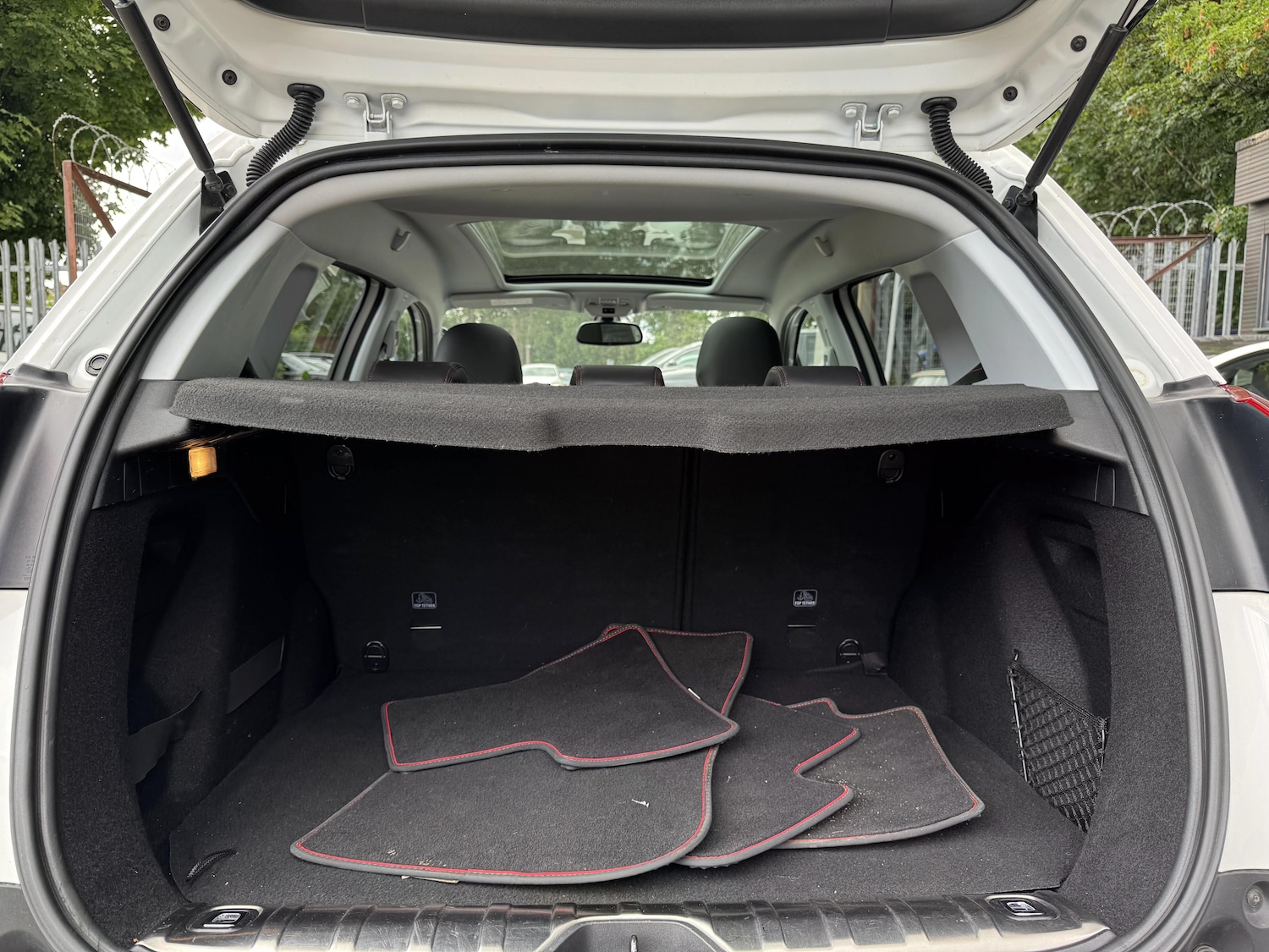 Used Peugeot 2008 2017 for sale - 77752783: Photo 14